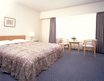 Nishiwaki Royal Hotel Екстериор снимка